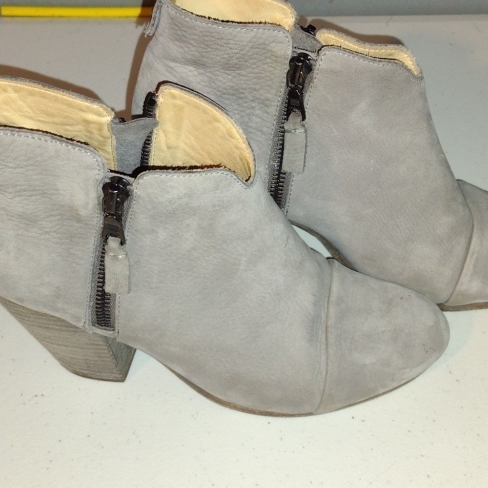 RAG & bone Margot Boot soft suede Gray size 6 between 7  for a 39